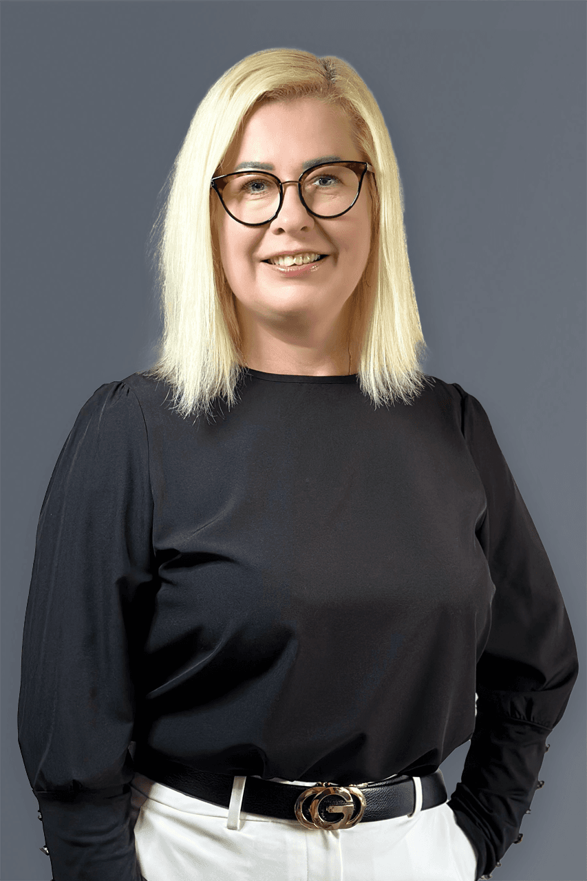 Anna Tura